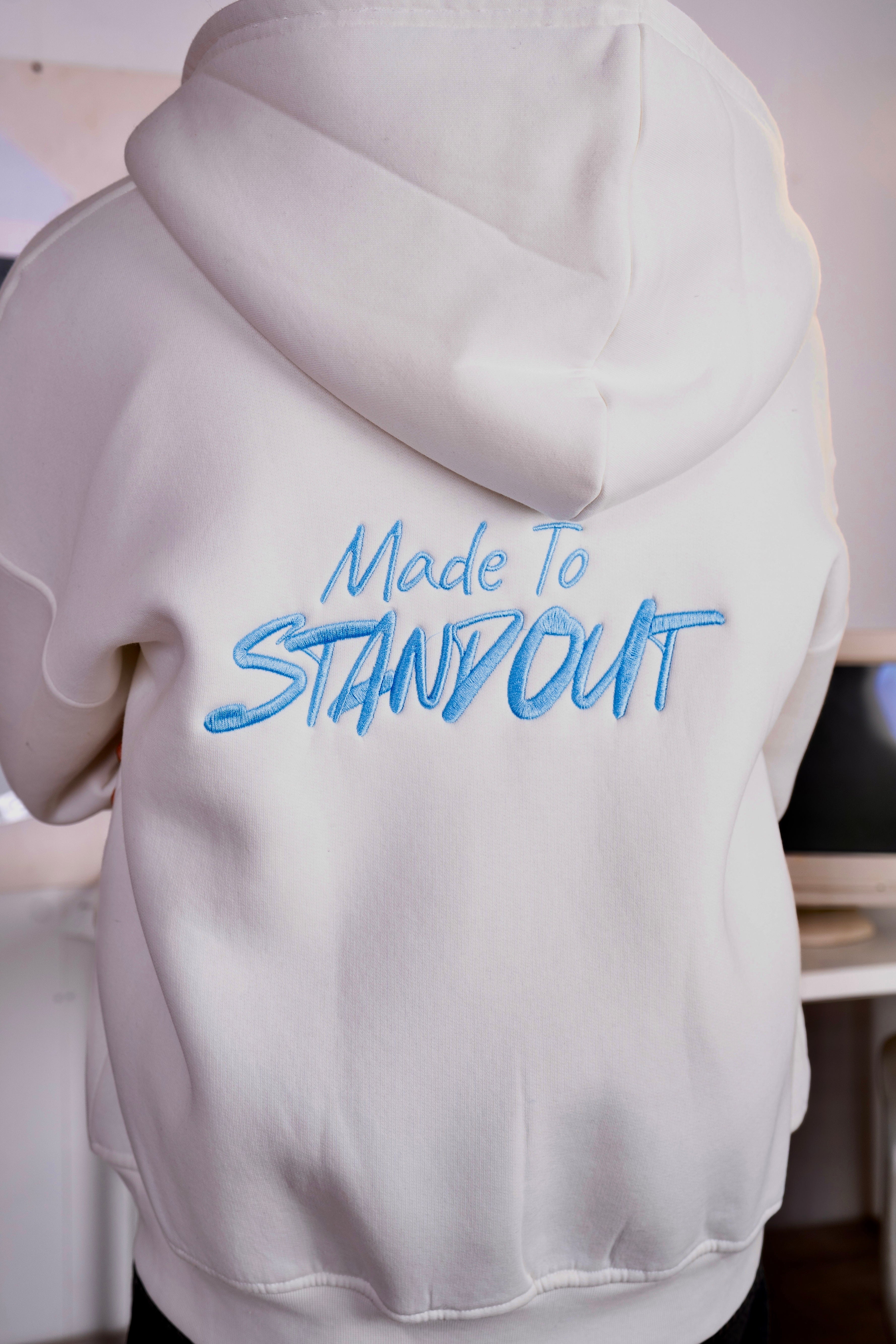 ARYES WHITE + BLACK EDITION